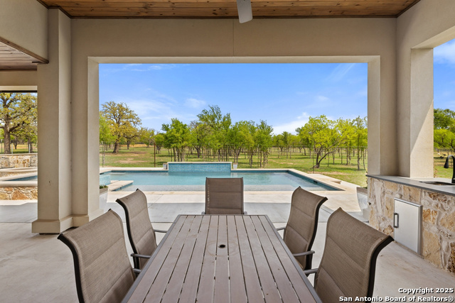 Image 43 of 71 For 10900 Ranch Road 1323