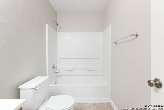 Image 21 of 29 For 7810 Kingsbury Wood  4