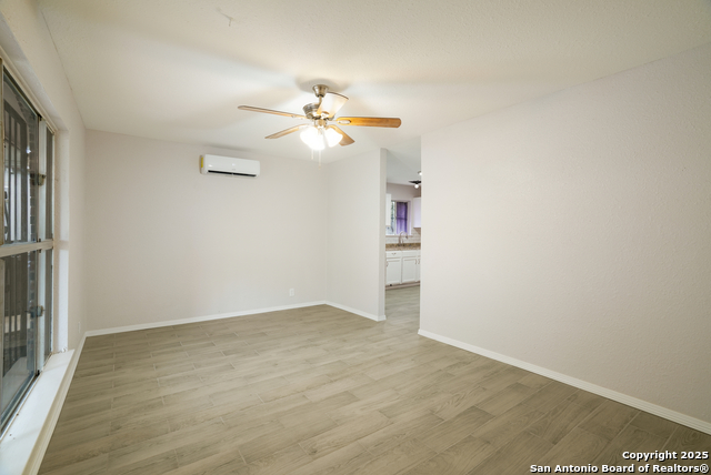 Image 4 of 20 For 971 F St  
