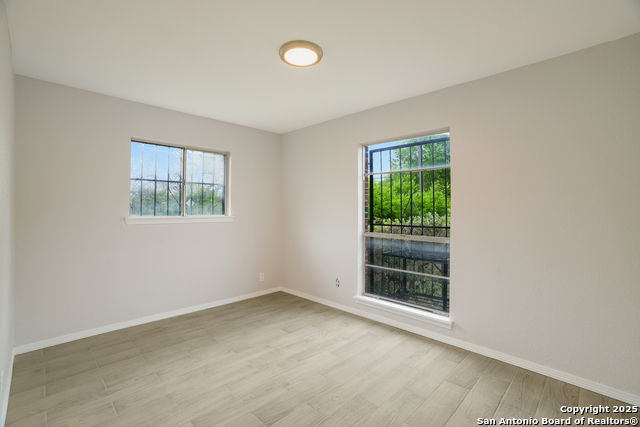 Image 6 of 20 For 971 F St  