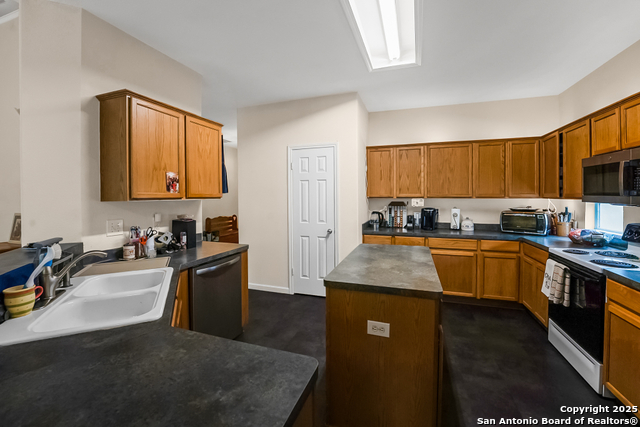 Image 12 of 43 For 8514 Branch Hollow