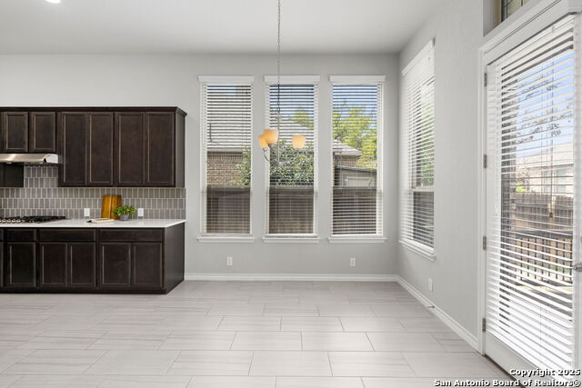 Image 7 of 38 For 9753 Monken