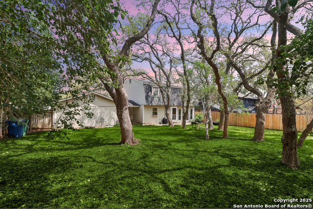 Image 29 of 35 For 2114 Oak Wild