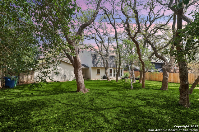 Image 31 of 35 For 2114 Oak Wild