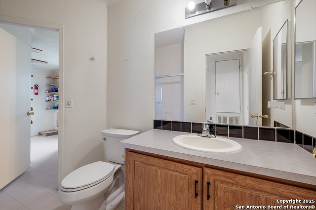 Image 20 of 31 For 8880 Fm 2828