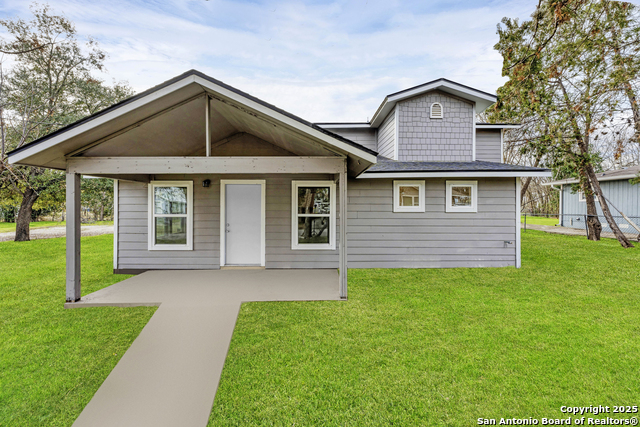 Details for 414 Ellis St N, Seguin, TX 78155