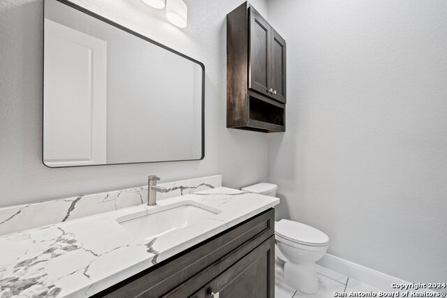 Listing photo id 11 for 1490 Misty Ln