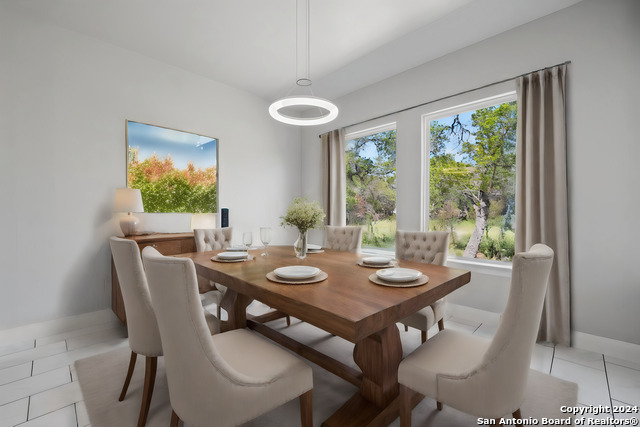 Listing photo id 4 for 1490 Misty Ln