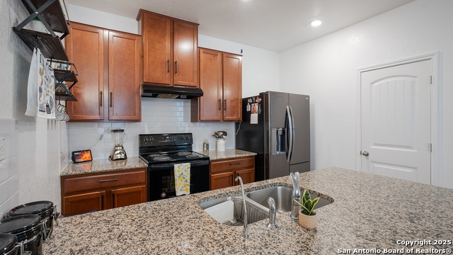 Listing photo id 8 for 4643 Via Sonoma