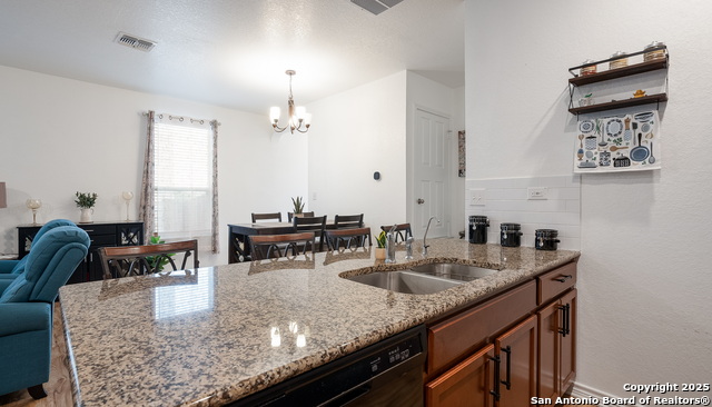 Listing photo id 10 for 4643 Via Sonoma