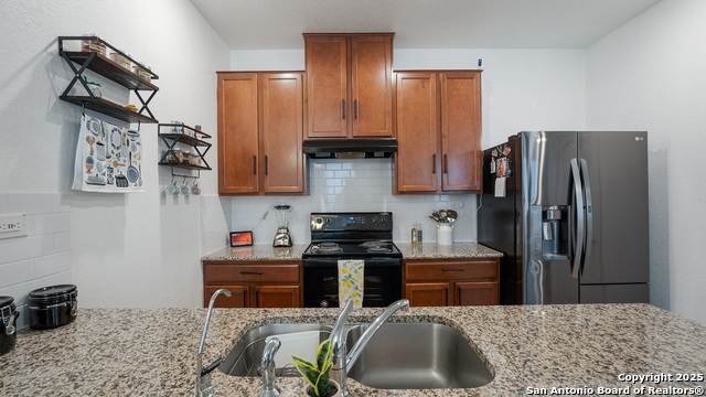 Listing photo id 11 for 4643 Via Sonoma