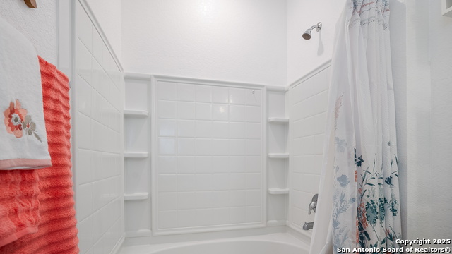 Listing photo id 29 for 4643 Via Sonoma