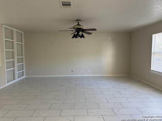 Image 5 of 15 For 22019 Girard Oaks
