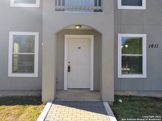 Image 3 of 21 For 1611 Navidad St N 101