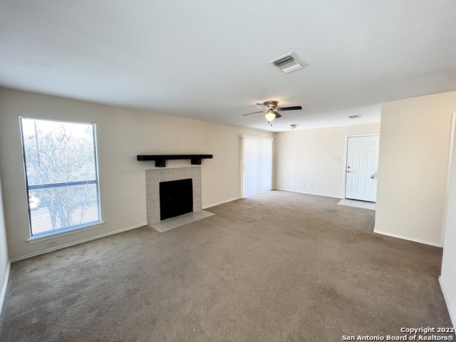 Listing photo id 0 for 810 Station St 4