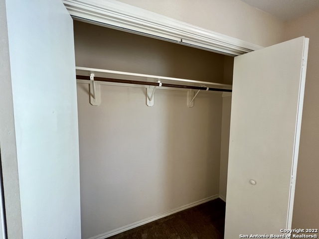 Listing photo id 6 for 810 Station St 4