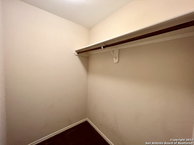 Listing photo id 7 for 810 Station St 4