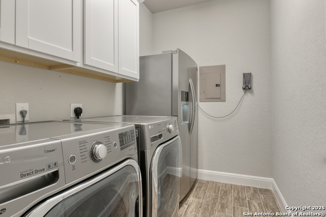 Listing photo id 15 for 2123 Bailey Forest