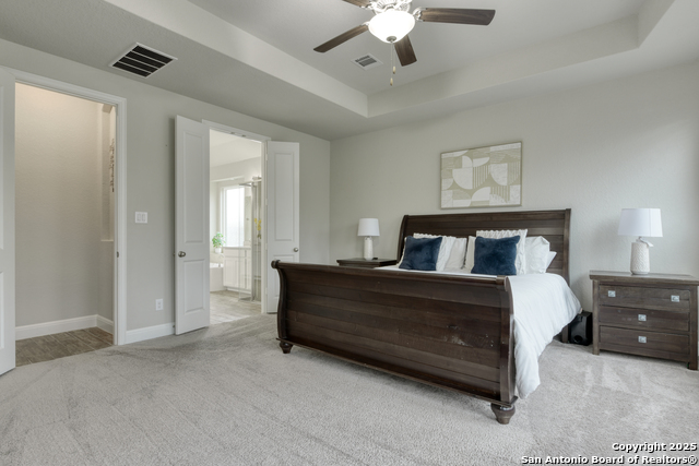 Listing photo id 26 for 2123 Bailey Forest
