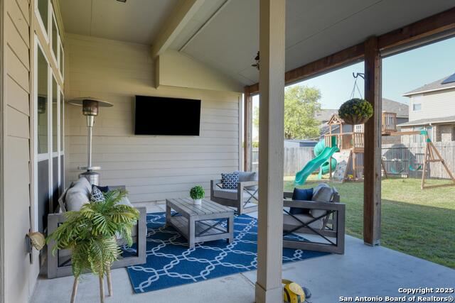 Listing photo id 33 for 2123 Bailey Forest