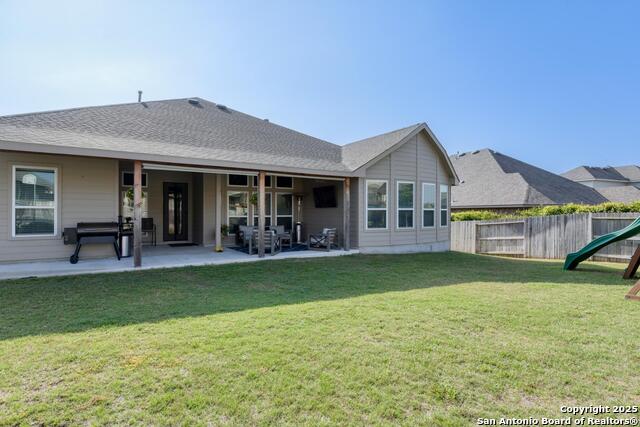 Listing photo id 35 for 2123 Bailey Forest