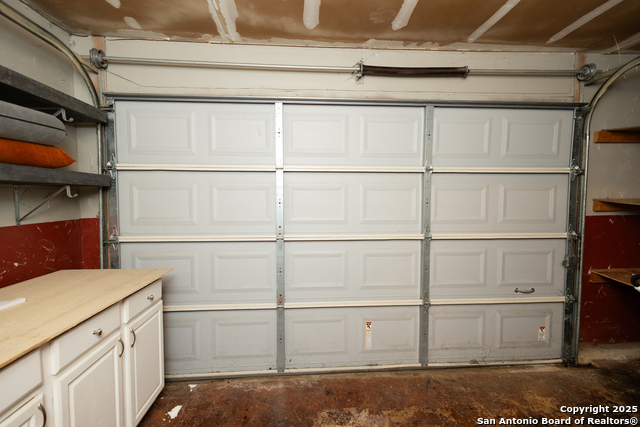 Image 19 of 21 For 5542 Kissing Oak St