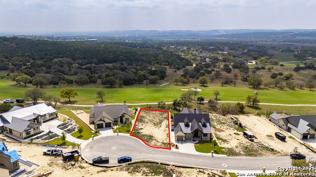 Listing photo id 1 for 1080 Albatross Way