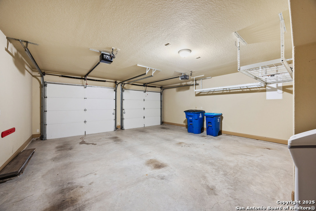 Listing photo id 23 for 2885 Rock Barn Drive E