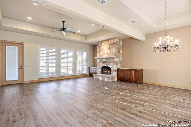 Listing photo id 2 for 2885 Rock Barn Drive E