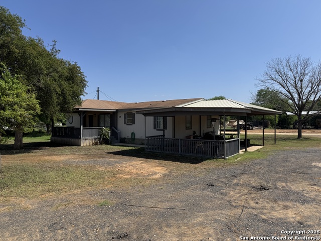 Details for 606 Main St N, Cotulla, TX 78014