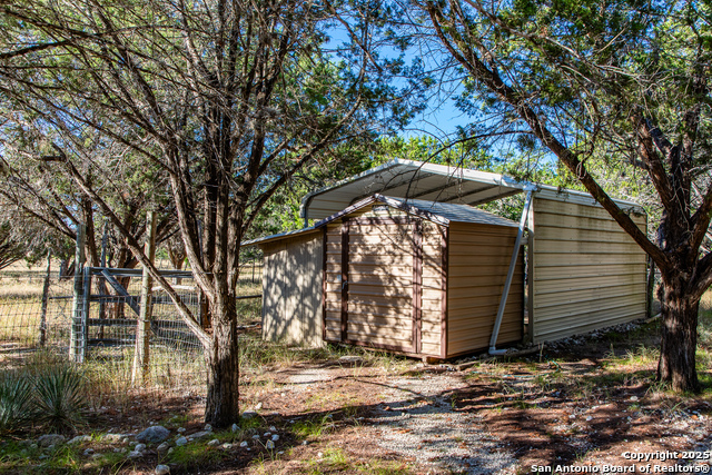 Image 20 of 43 For 2844 Bear Springs Rd