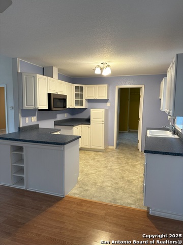 Image 6 of 43 For 2844 Bear Springs Rd