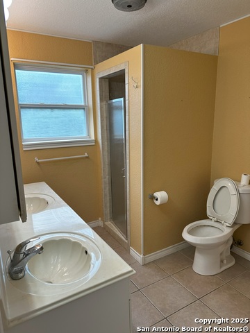 Image 7 of 43 For 2844 Bear Springs Rd