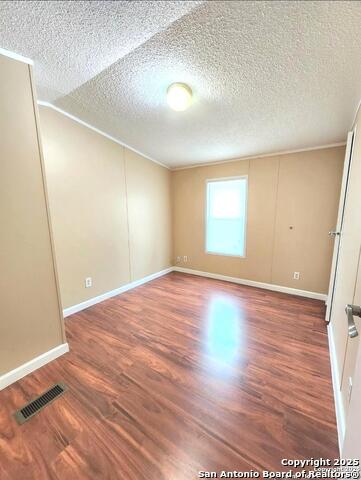 Image 7 of 16 For 609 16th  
