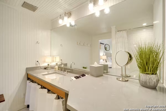 Image 26 of 50 For 17 September Ridge