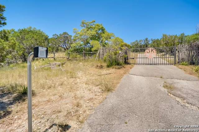 Image 38 of 50 For 17 September Ridge