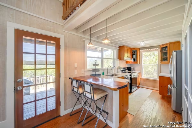 Image 9 of 50 For 17 September Ridge