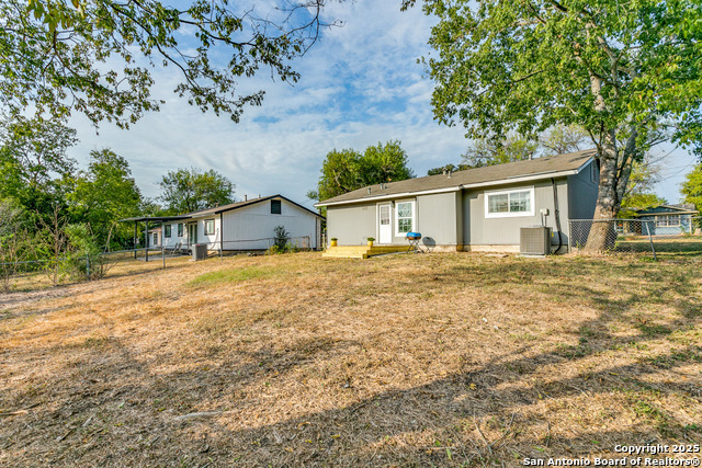 Image 15 of 18 For 816 Hickory Hill