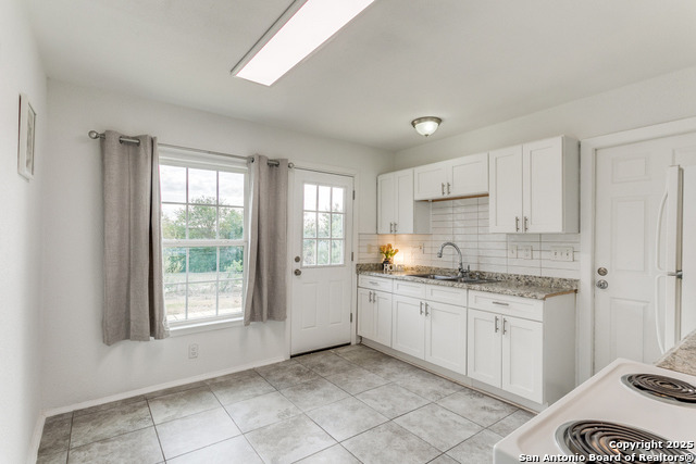 Image 7 of 18 For 816 Hickory Hill