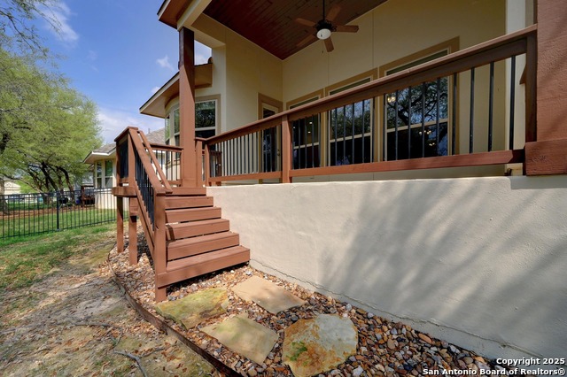 Listing photo id 29 for 135 Escalera