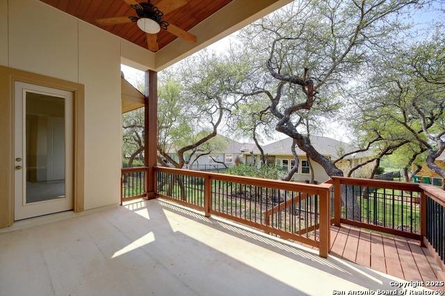 Listing photo id 30 for 135 Escalera