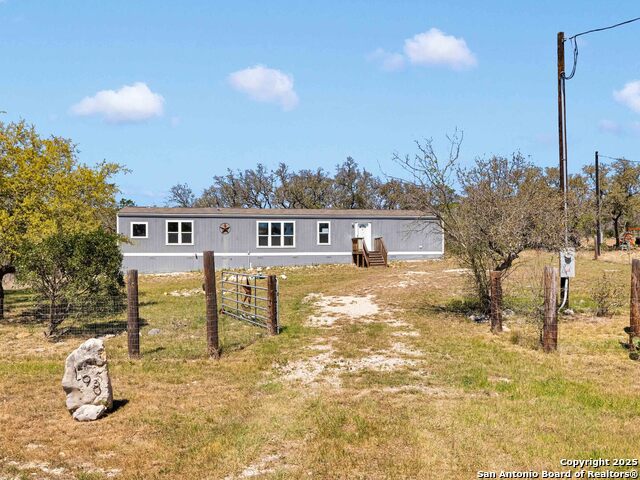 Image 2 of 21 For 198 County Road 2470