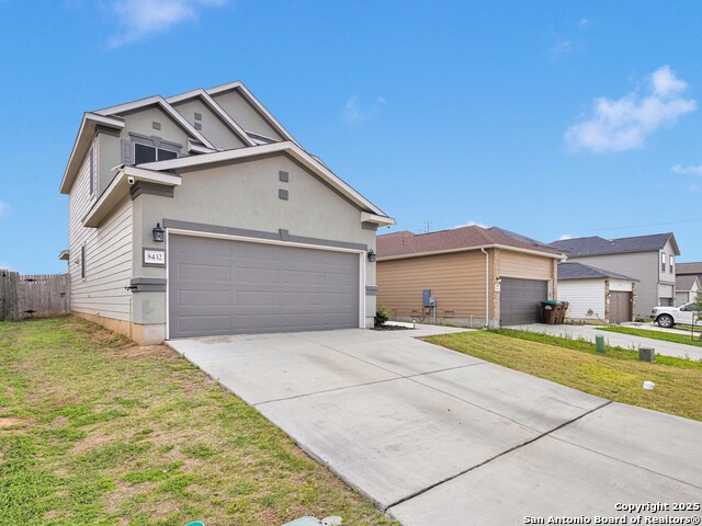 Image 4 of 26 For 8432 Amistad Cove