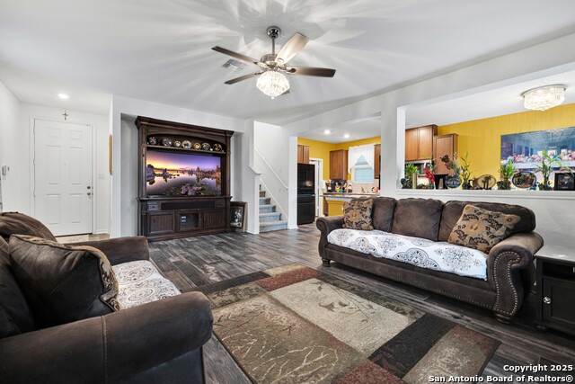 Image 6 of 26 For 8432 Amistad Cove