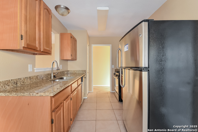 Image 7 of 15 For 5955 Oak Run