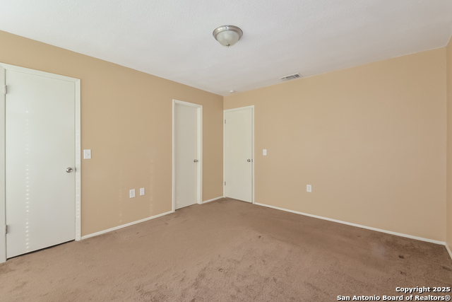 Image 8 of 15 For 5955 Oak Run