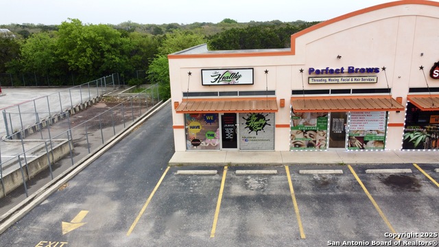 Listing photo id 2 for 21790 Bulverde