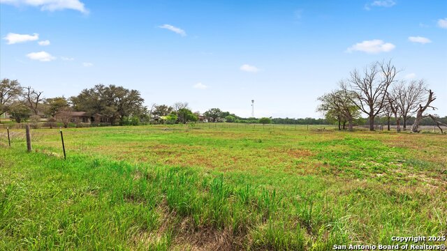 Listing photo id 1 for 515 Dry Hollow