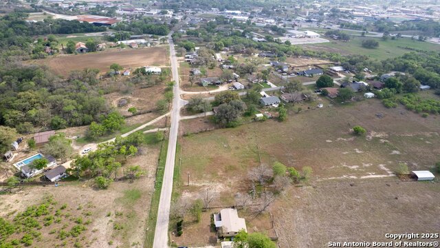 Listing photo id 4 for 515 Dry Hollow