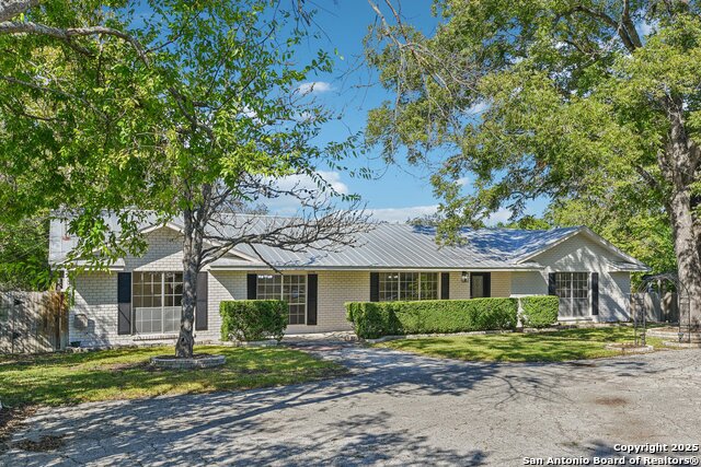 Image 2 of 46 For 310 Rosewood